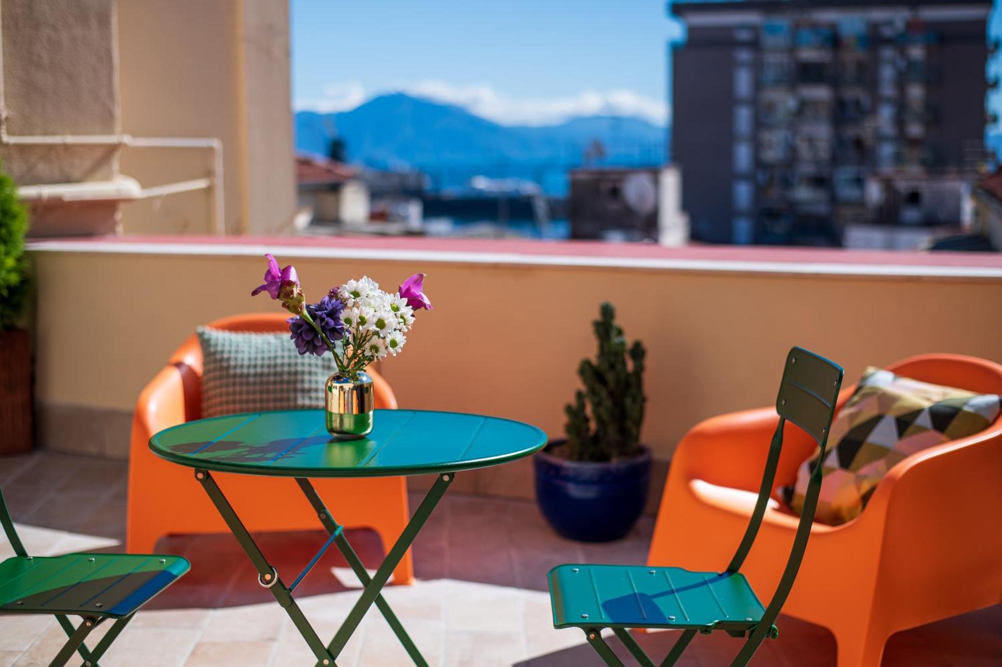 Les Maisons Naples